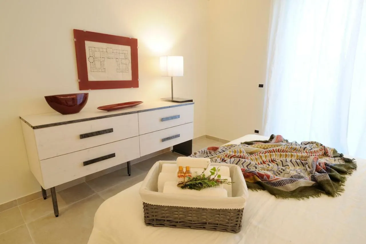 Almablanca Bed & Breakfast Garlenda 0*,