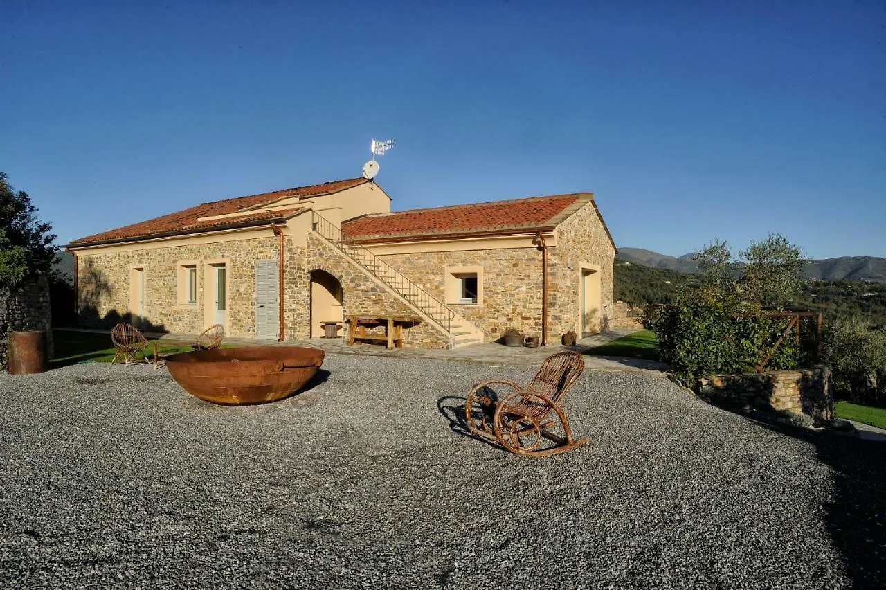 Almablanca Bed & Breakfast Garlenda Italy