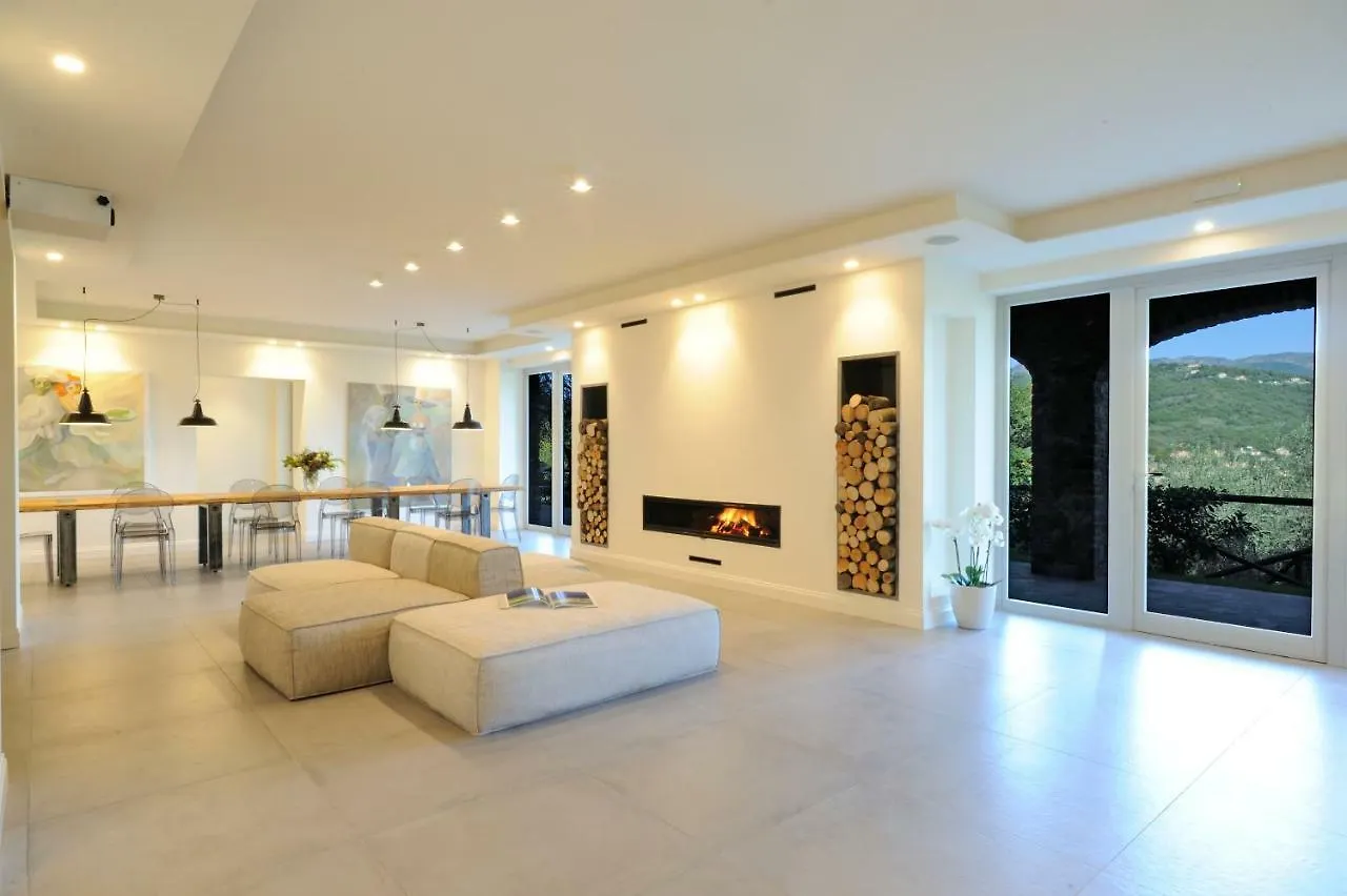 Almablanca Bed & Breakfast Garlenda 0*,